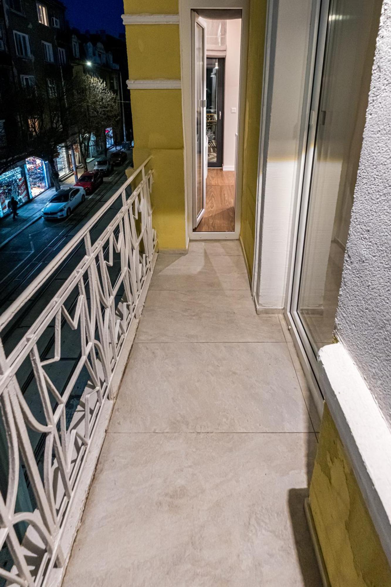 North 21 - Brand New Modern 1Bd Apt In Sofia Center By Flat Mаnager Exteriör bild